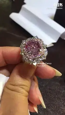 7carat+Fancy Purplish Pink diamond