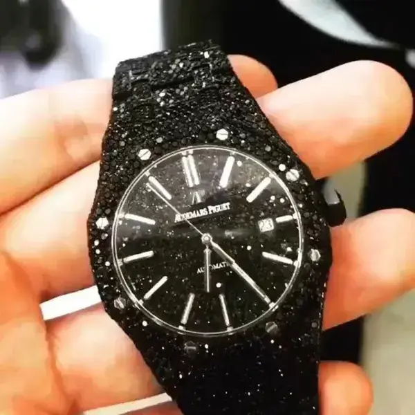 Audemars Piguet personnalisé noir