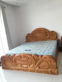 New fashioned and Latest Wooden bed designs | shesham wood bed designs / chiniot bed designs