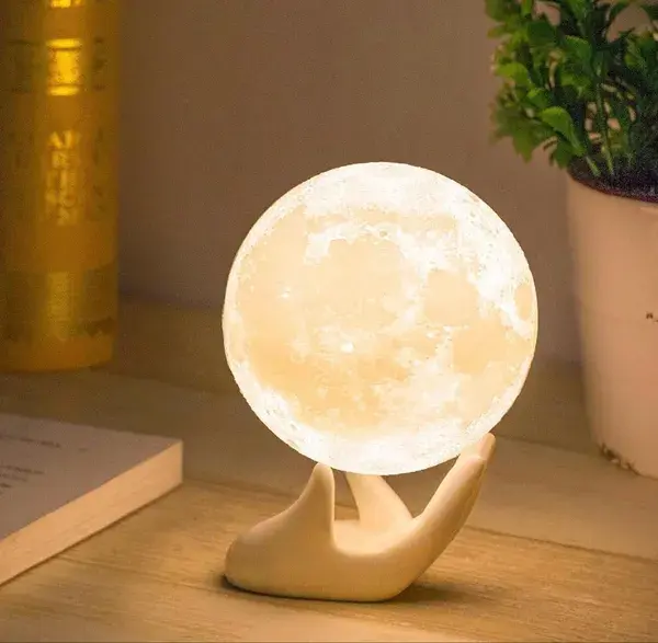 Gorgeous Aesthetic Moon Lamp - perfect for bedside table