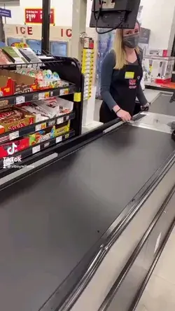 Cashier is waiting on tictacs 😂