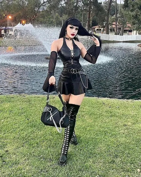 Goth Punk @victoriavenin 🖤