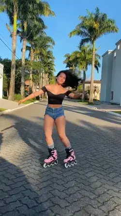 Roller skating Кататься на роликах