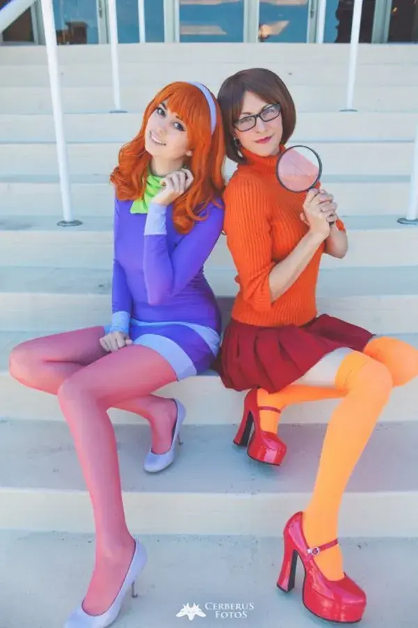 DIY Scooby Doo Velma Costume