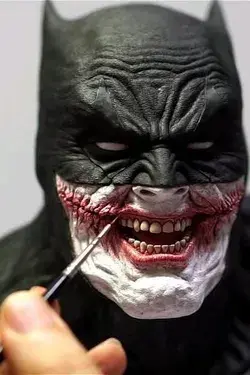 Batman + Joker  Sculpture