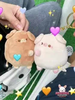 Magnetic Couple Pig Keychain