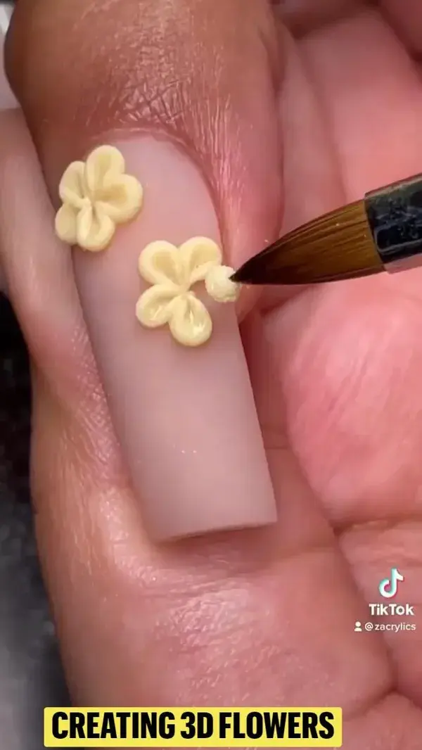 Creating 3D flowers