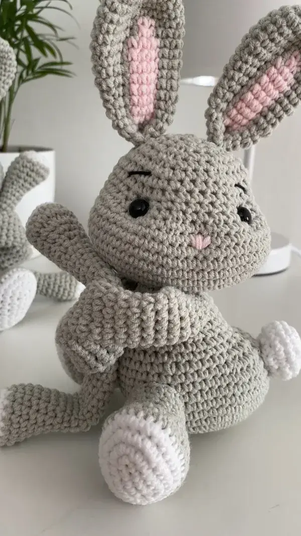 Crochet toys curtains tie back bunny toy 