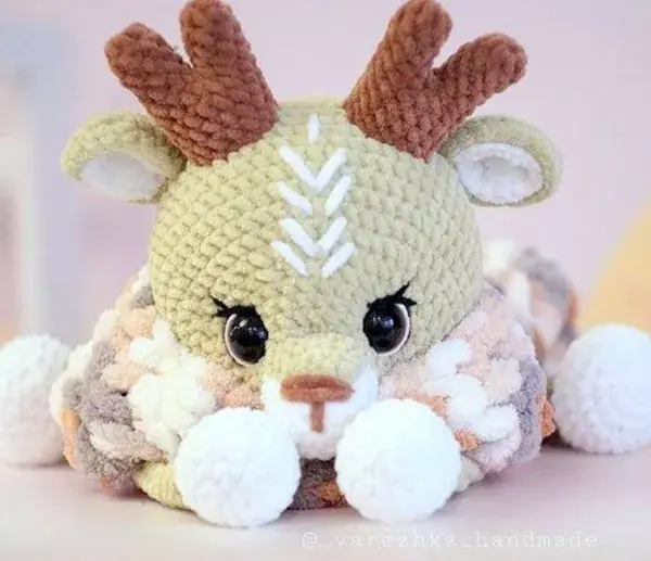 More Christmas Reindeer Amigurumi Crochet Patterns! - AmVaBe Crochet