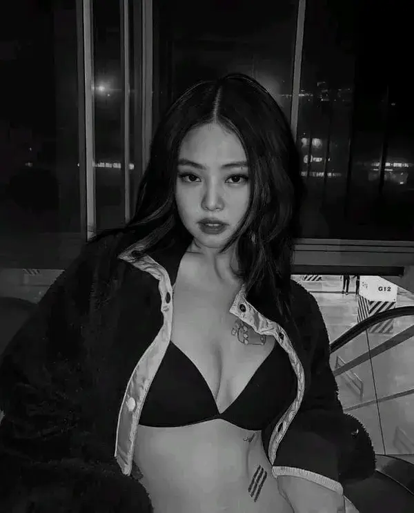 Jennie😻