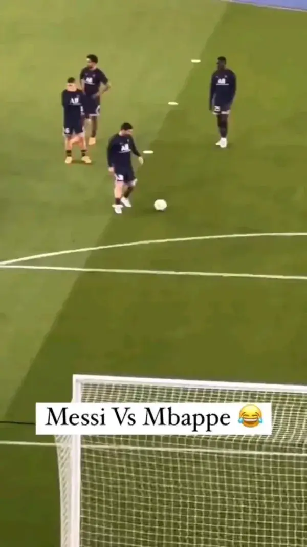 Lionel Messi vs Kylian Mbappe 🤣👏  #football #soccer | USJK Football