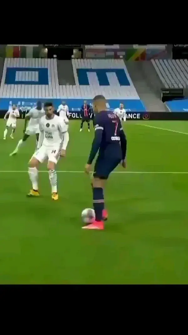 Mbappe skills