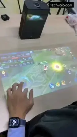 hologram game projector gadget