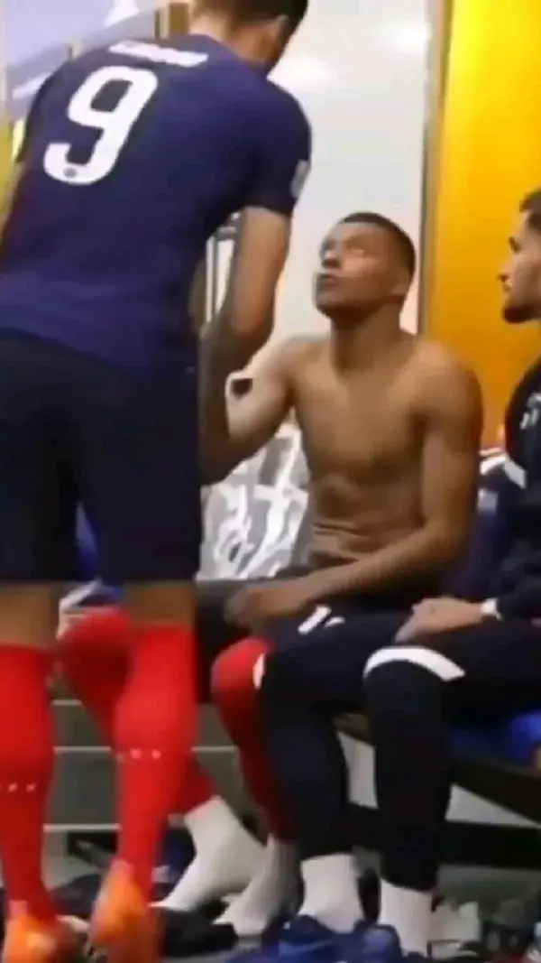 mbappé funny moments😂😂😂😂