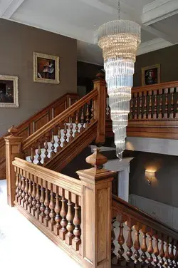 Wooden Staircase design for beginners