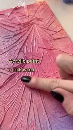 Easy canvas ideas using plastic wrap