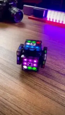 Self Solving Robot Rubics Cube