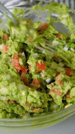 Easy Guacamole (Our Favorite)