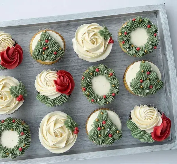 Adorable and Delicious Christmas Delights