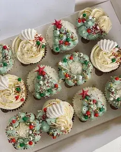 Christmas Cupcakes with a Spicy Twist