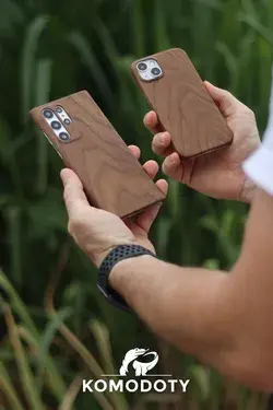 Walnut Wood Cases for iPhone & Samsung. Slim, Unique & Sustainable.