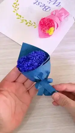 Mini bouquet of flowers