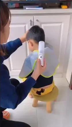 This ensures your child gets an easy and mess-free haircut from the comfort of your home.