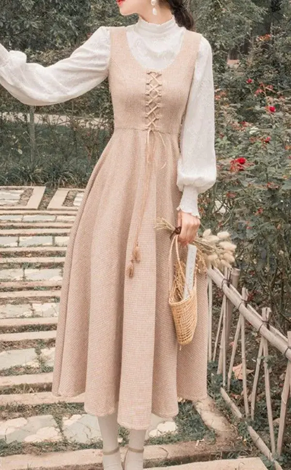 vintage outfits | vintage aesthetic outfits| vintage nails