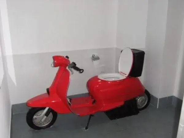 modernvespa.com