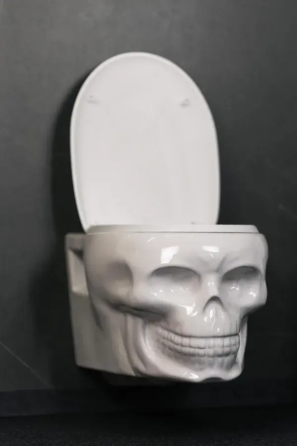 Skullpot - The Skull Toilet