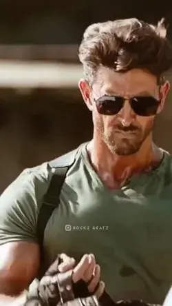 Hrithik Roshan War entry scene 😍😍🔥🔥🔥