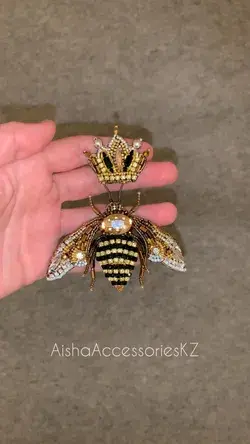 Queen Bee brooch with Crown brooch.👑🐝