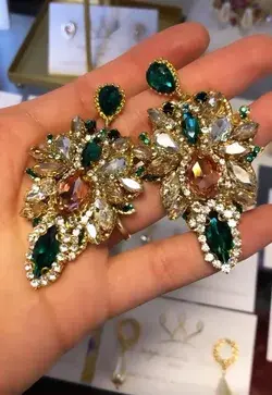 Earring Emerald and peach vintage style