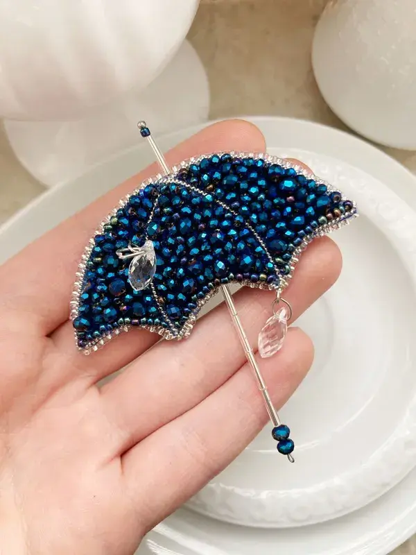 Regenschirm handbestickte Brosche, Stickerei Pins, Hand beaded Brooch, embroidery Brooch