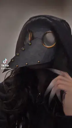 DIY plague doctor mask🖤