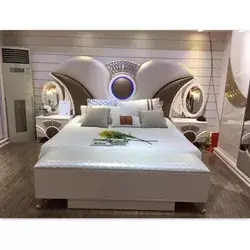 High Quality Luxury Design Pu Leather Bed With Led Light King Size Bed - Buy King Size Bed,Leather Bed,Bedroom Leather Furniture Product on Alibaba.com