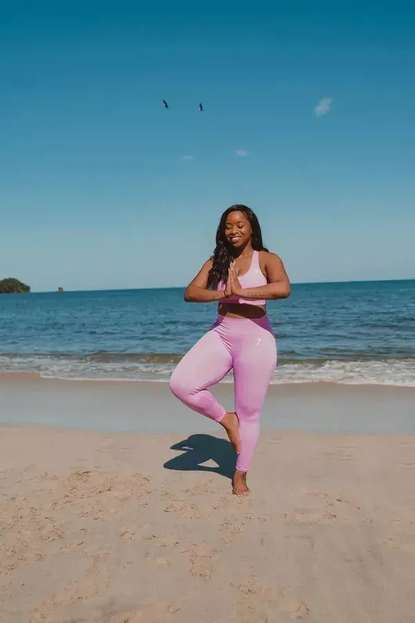 Beach Yoga | Yoga Set | Leggings | Sports Bra | Athleisure | Fitness | Workout Outfit | Yoga Pants