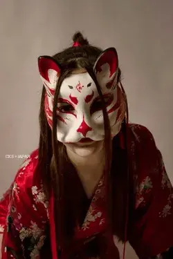 Fox Mask | The Legend of the Nine-Tailed Fox in Japan