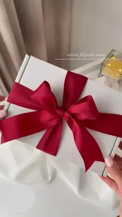 Jak zrobić kokardę na prezent / How to make bow on a gift. Pakowanie prezentów