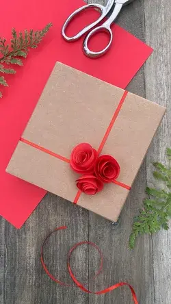 Rolled Roses Gift Topper