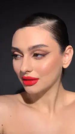 PAT MCGRATH LABS | Luminous Eye Makeup and Bold Red Lip Look