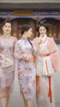 Qipao and Hanfu