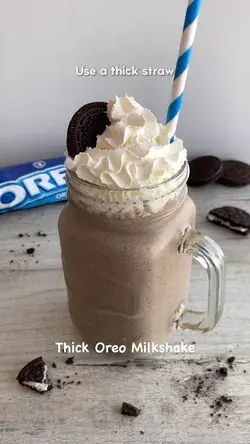 3-INGREDIENT THICK OREO MILKSHAKE 😍