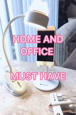 Christmas Gift Ideas: Home Office Inspiration & Desk Accessories for Work Space | Clampy Bendy Lamp