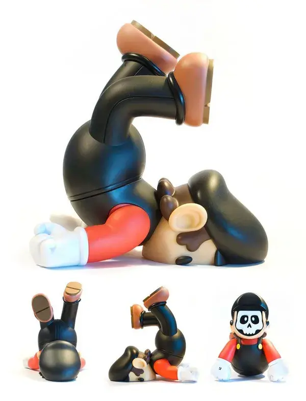 Strangecat Toys x Josh Divine - Super Crash Bro Black & Red edition!