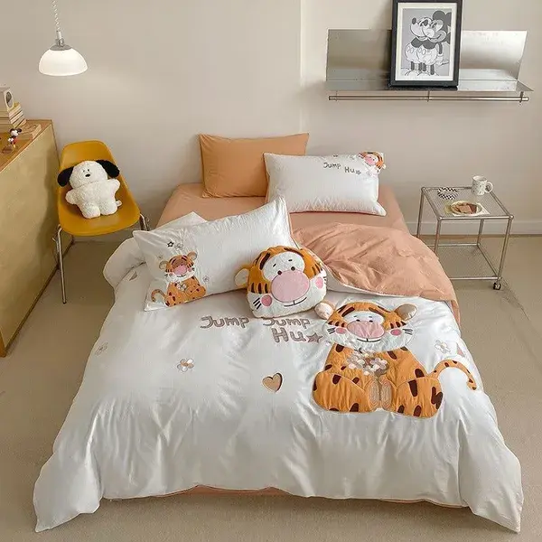 Cute Cartoon Happy Tigger Washed Cotton Four-Piece Bed Set - Orange / Queen