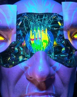 Cyberpunk android character's head opens to reveal a glitchy machine