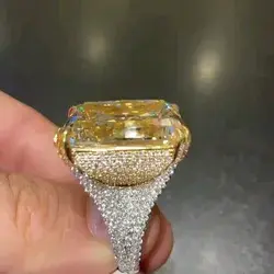 Diamond Ring 🌠 @diamondbuzz