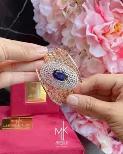 18kt Rose Gold & CZ Studded Bracelet With Blue Sapphire