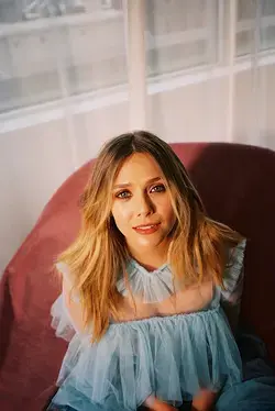 adoringelizabetholsen.tumblr.com